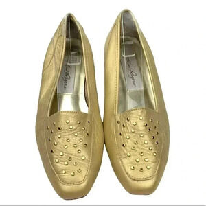 Kim Rogers womens flats size 7 gold leather square toe studded vintage 80s 90s